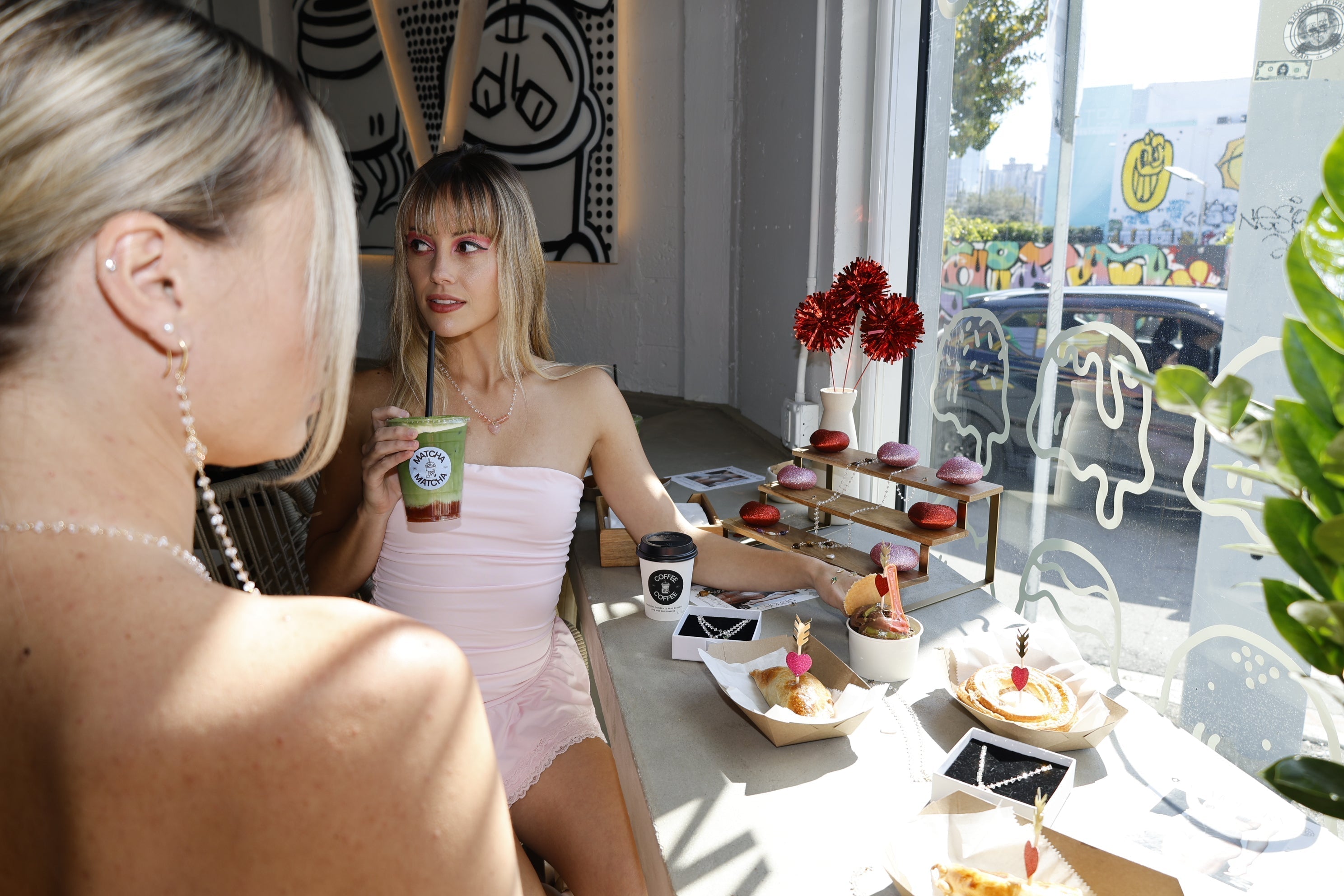 An Afternoon of Sweet Treats & Sparkle at Dasher & Crank with Cajolery